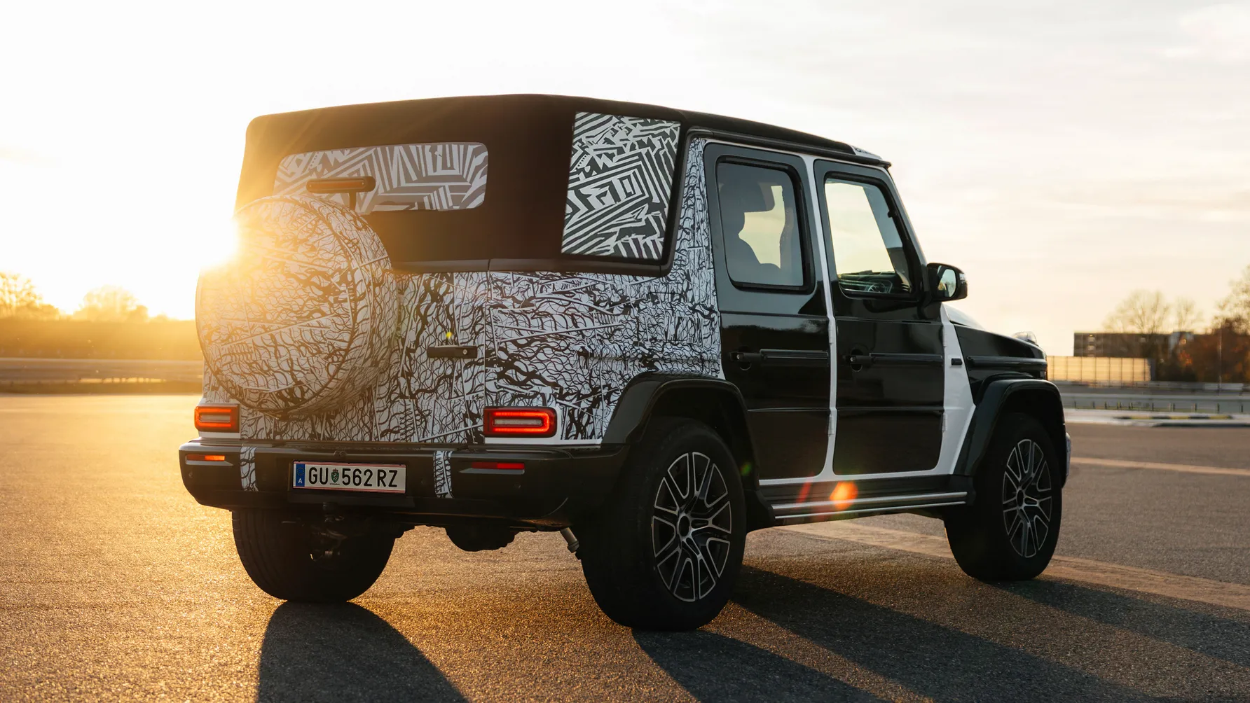 Mercedes-Benz Teases Open-Top G-Class Ahead of Official Debut