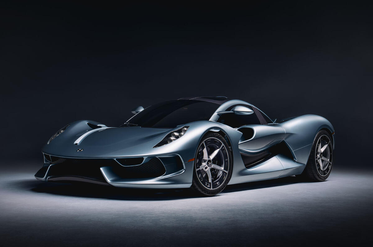 Hennessey Blackbird: 850bhp V8 Supercar Revives the Art of Pure Driving